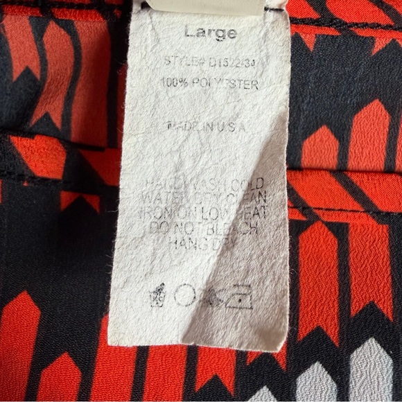 TINI LILI GEOMETRIC RED BLACK WHITE DRESS SIZE LARGE - Picture 9 of 9